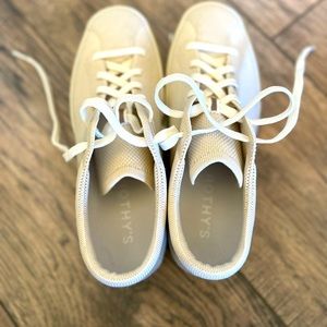Rothy’s sneakers